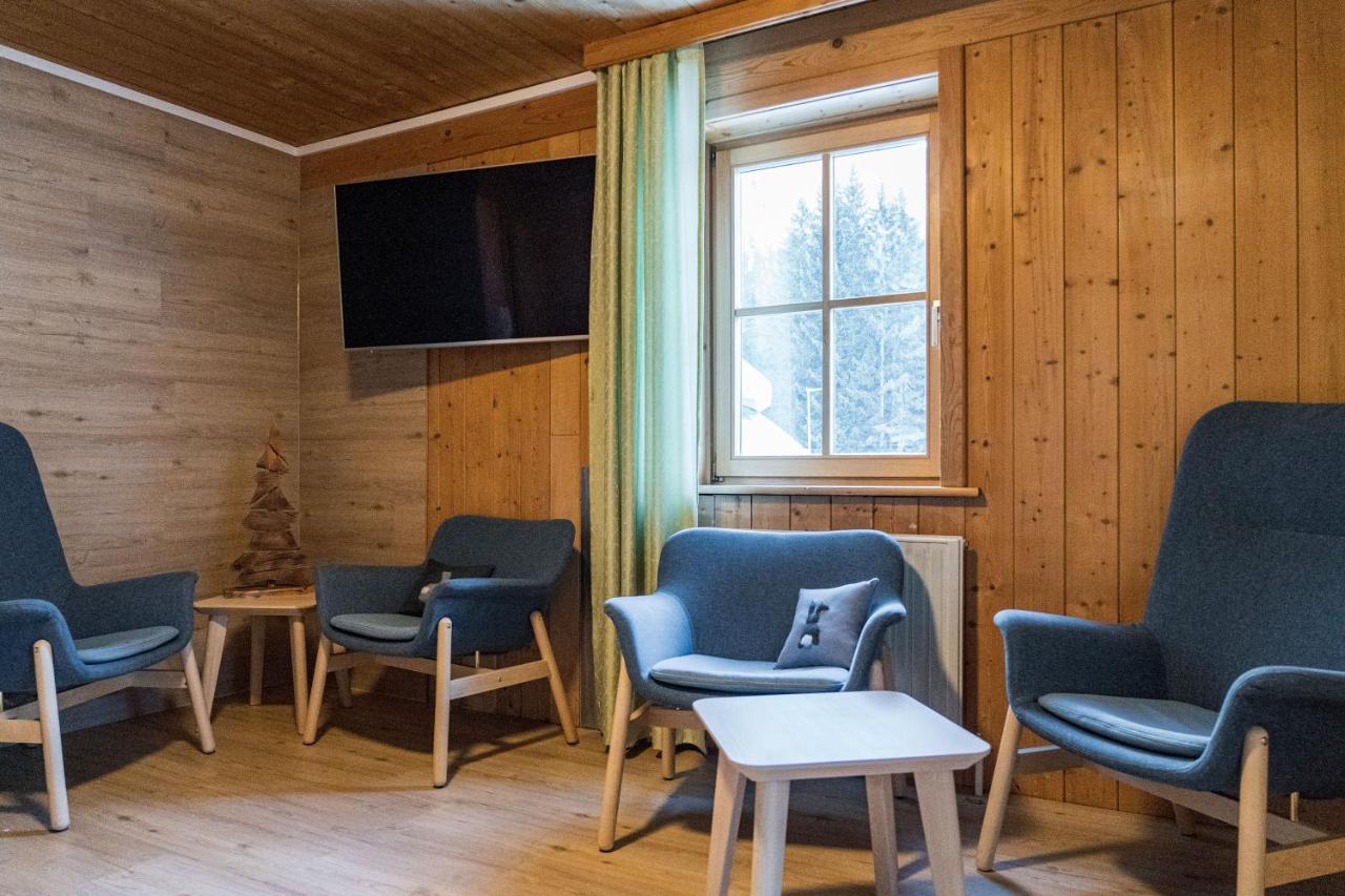 Apartmenthaus Matri By Pferd Auf Wolke Wald am Arlberg Luaran gambar