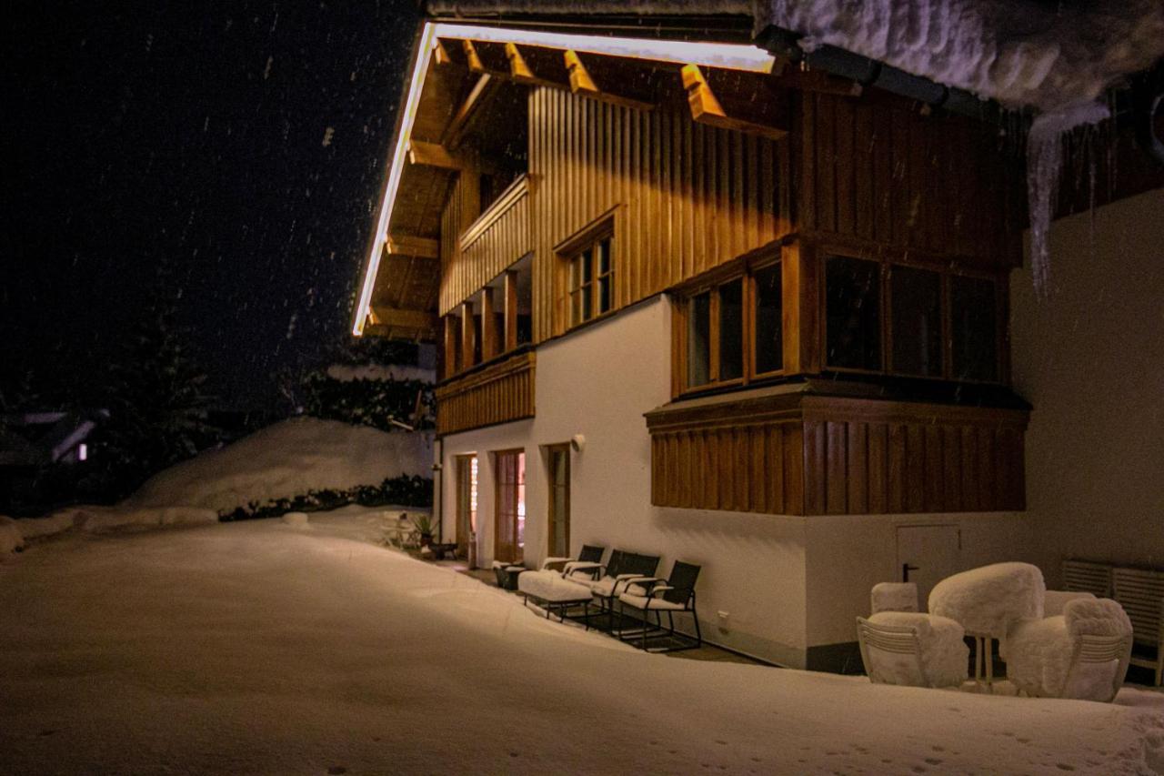 Apartmenthaus Matri By Pferd Auf Wolke Wald am Arlberg Luaran gambar