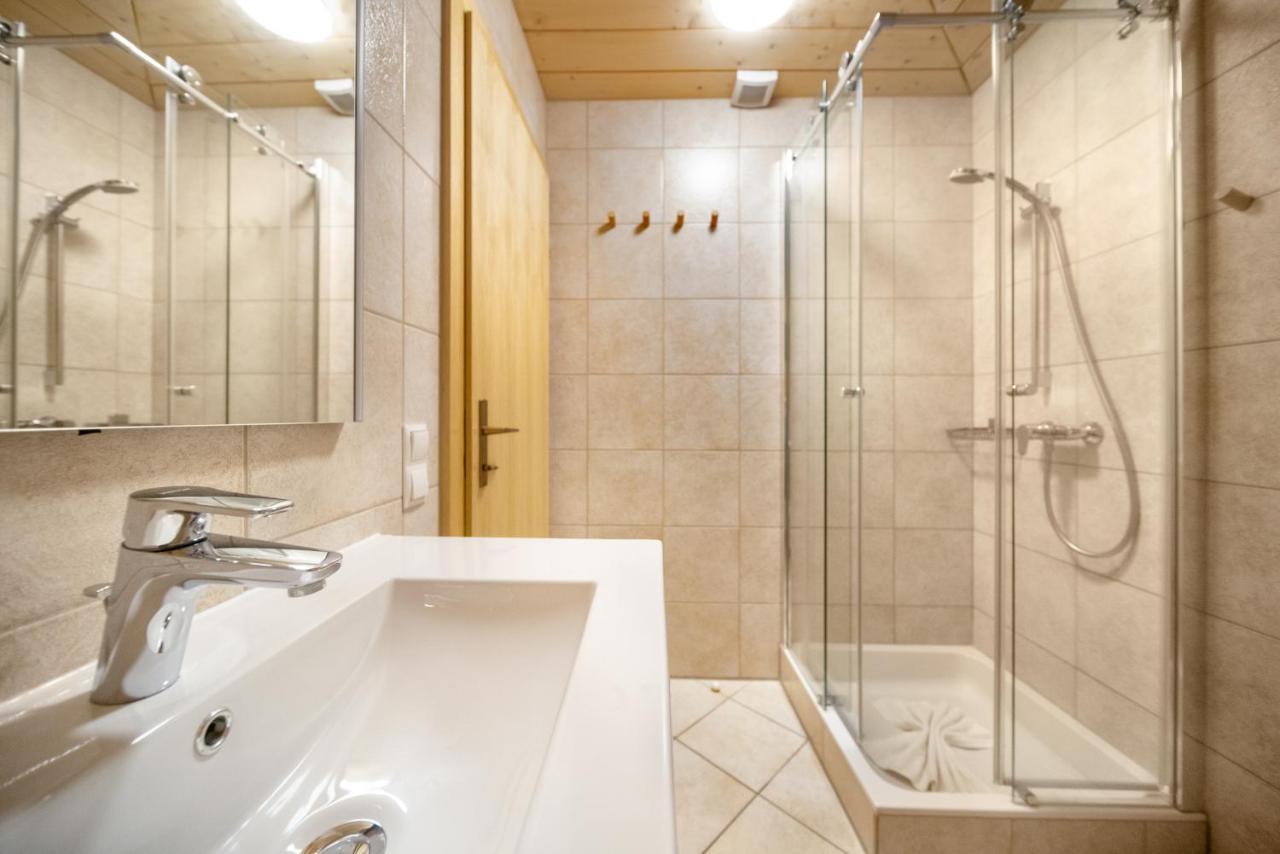 Apartmenthaus Matri By Pferd Auf Wolke Wald am Arlberg Luaran gambar