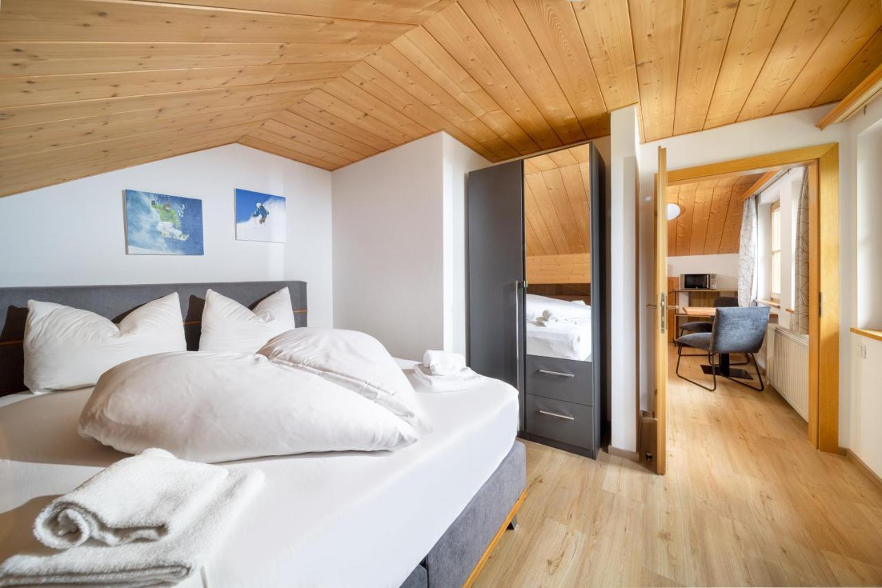 Apartmenthaus Matri By Pferd Auf Wolke Wald am Arlberg Luaran gambar