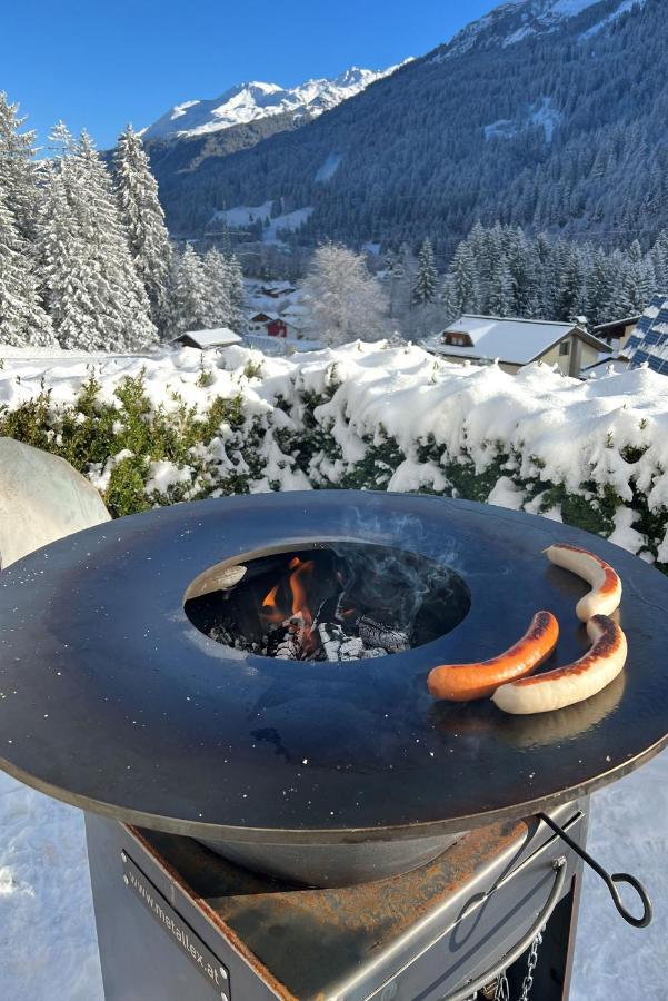 Apartmenthaus Matri By Pferd Auf Wolke Wald am Arlberg Luaran gambar